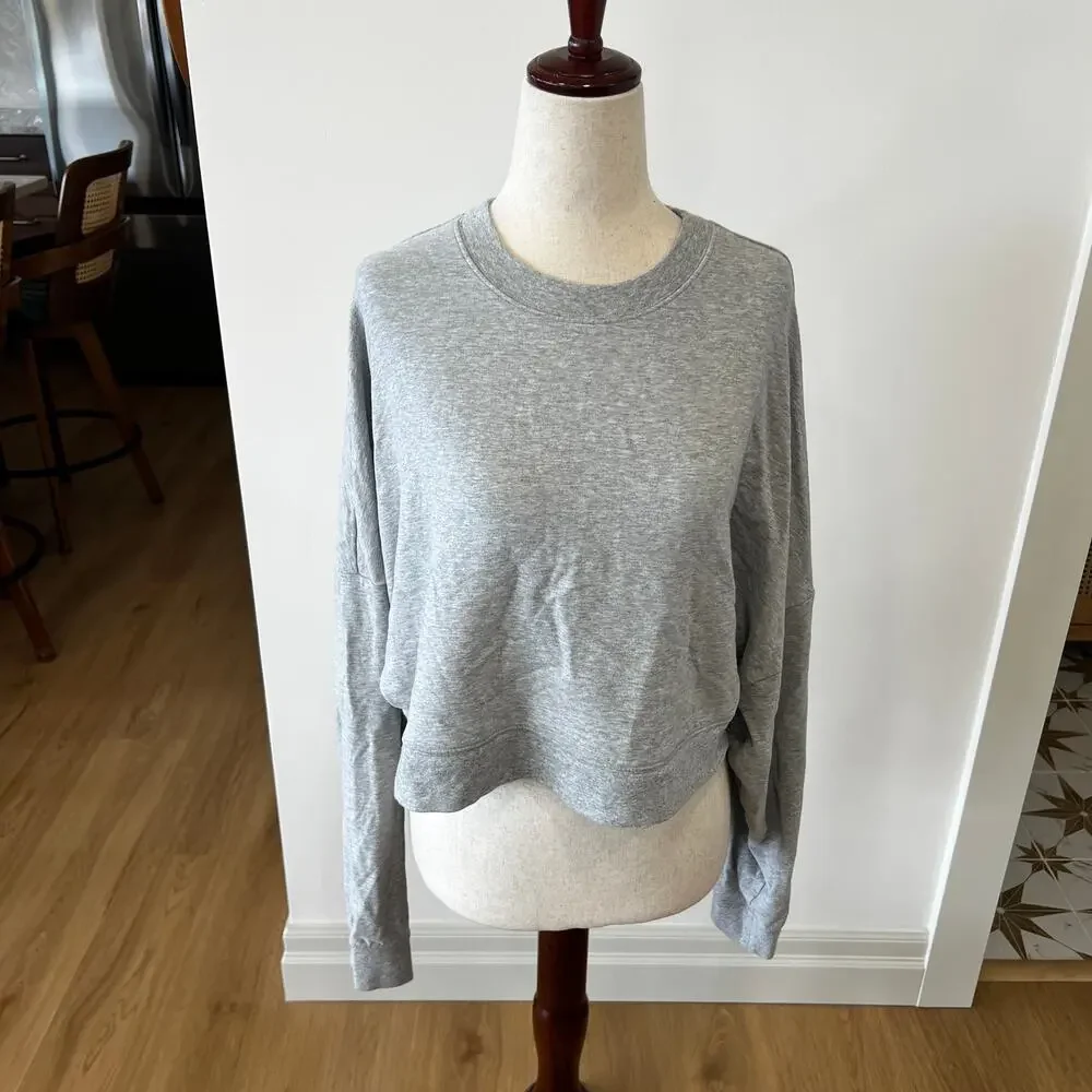 ALO YOGA Women's Cropped Sway Crew Neck Pullover Size M In Athletic Heather Grey